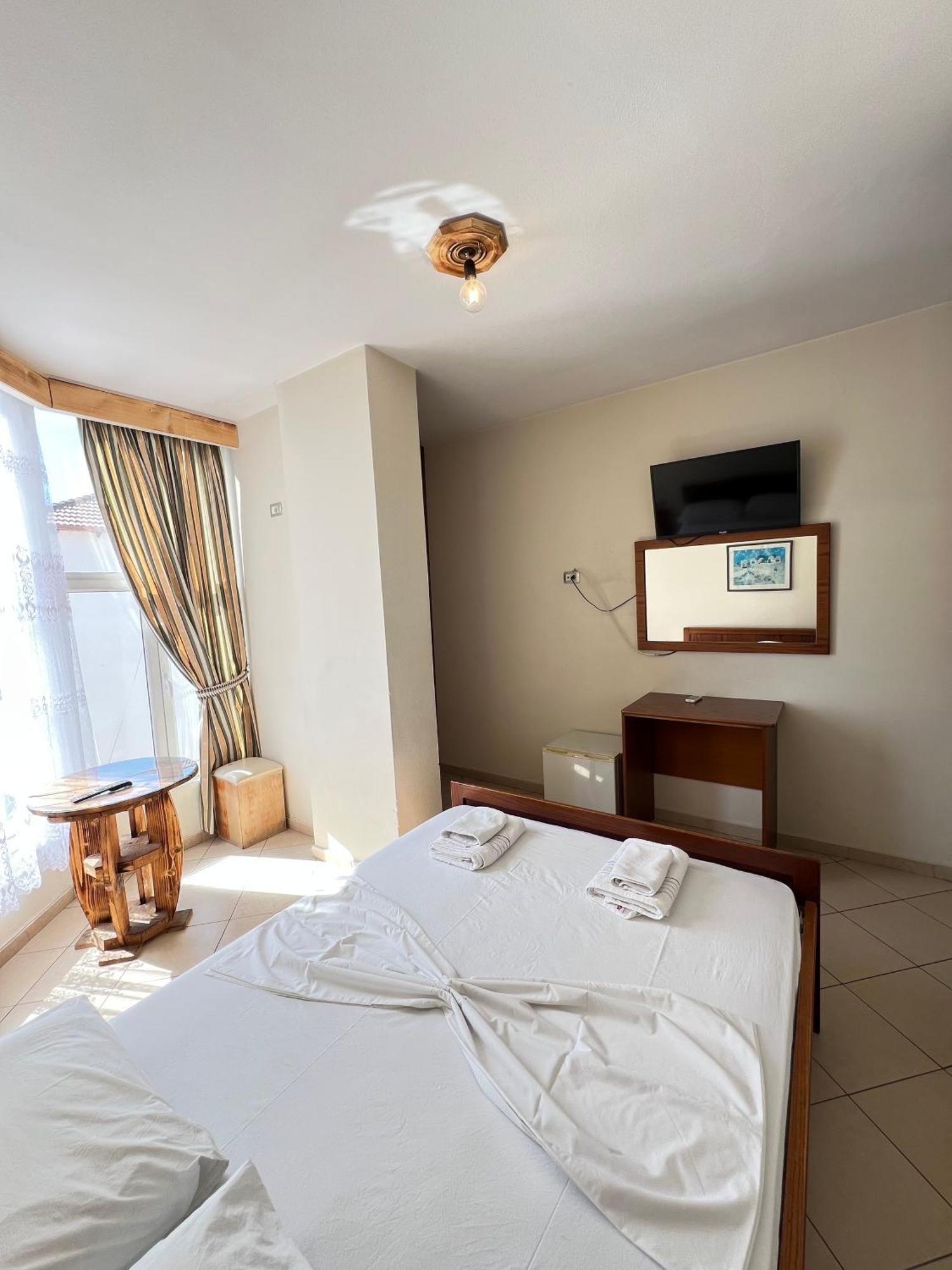 Veli Hotel