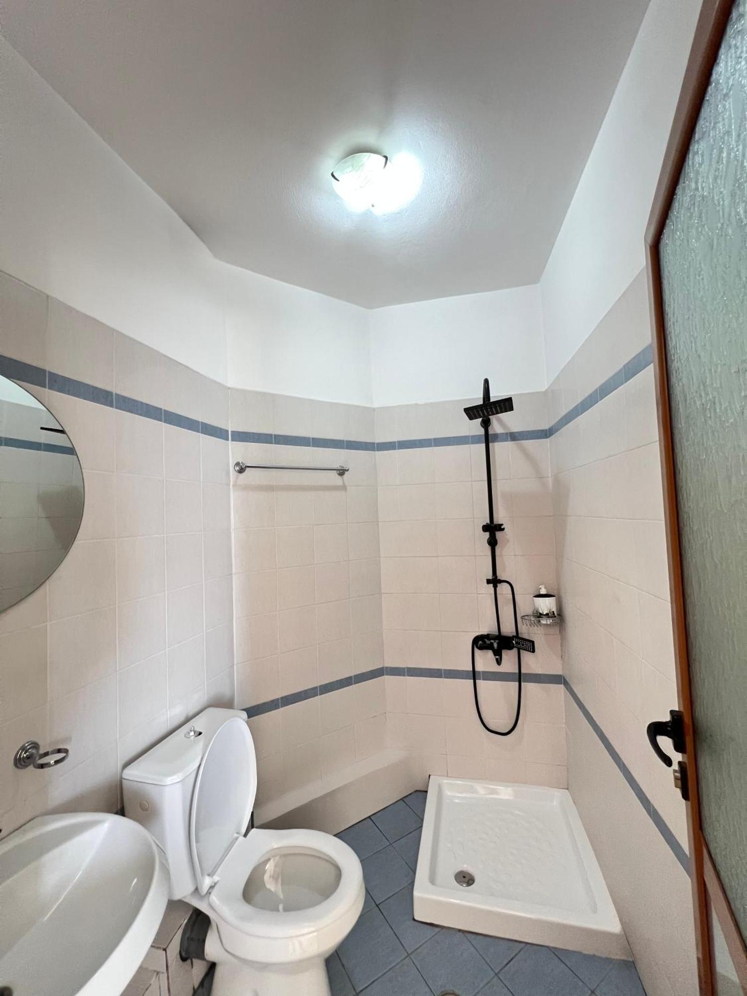 Veli 3* Saranda